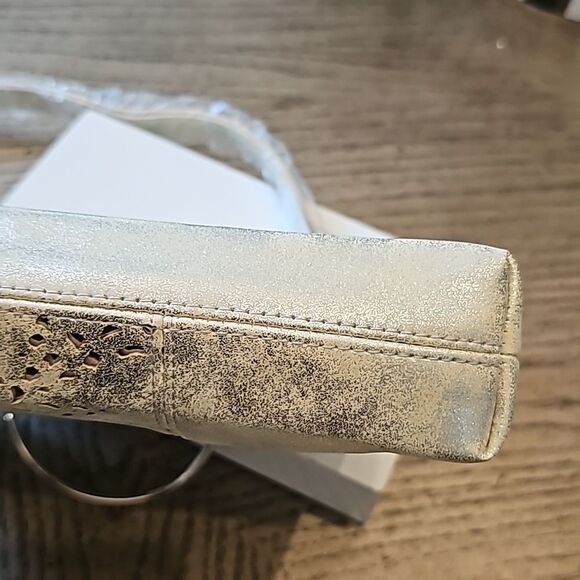 Metallic silver gold shoulder bag NWT T shirt & Jeans - Picture 4 of 10